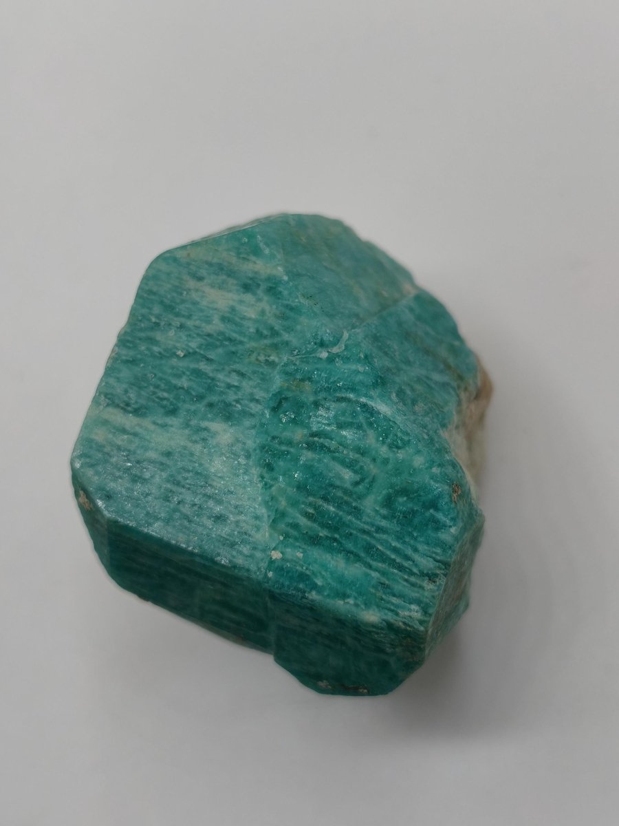 Amazonit Kristallstufe aus Colorado USA – Intensiv Türkisblau – 43 mm Heilstein Stufe Kristalle Sammler Rarität Selten - Art of Nature Berlin