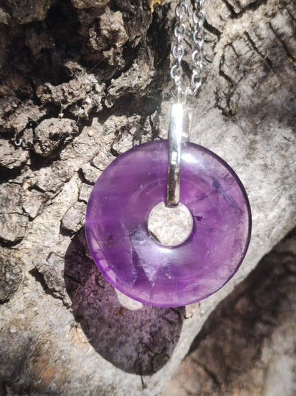 Amethyst ~ 925 Sterling Silber Edelstein Donut / Pi - Scheibe (chin. Schutzsymbol) ~ Kette Lila ~HIPPIE ~GOA ~Boho ~Ethno ~Nature ~Heilstein - Art of Nature Berlin