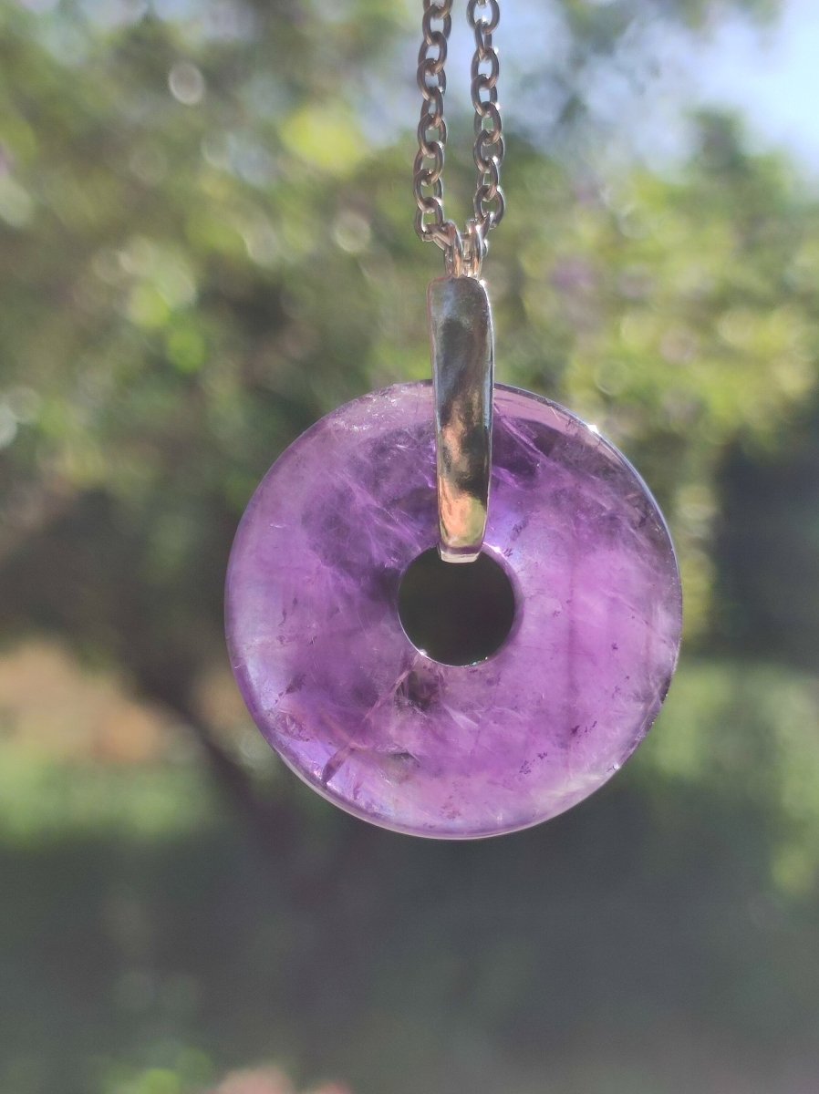 Amethyst ~ 925 Sterling Silber Edelstein Donut / Pi - Scheibe (chin. Schutzsymbol) ~ Kette Lila ~HIPPIE ~GOA ~Boho ~Ethno ~Nature ~Heilstein - Art of Nature Berlin