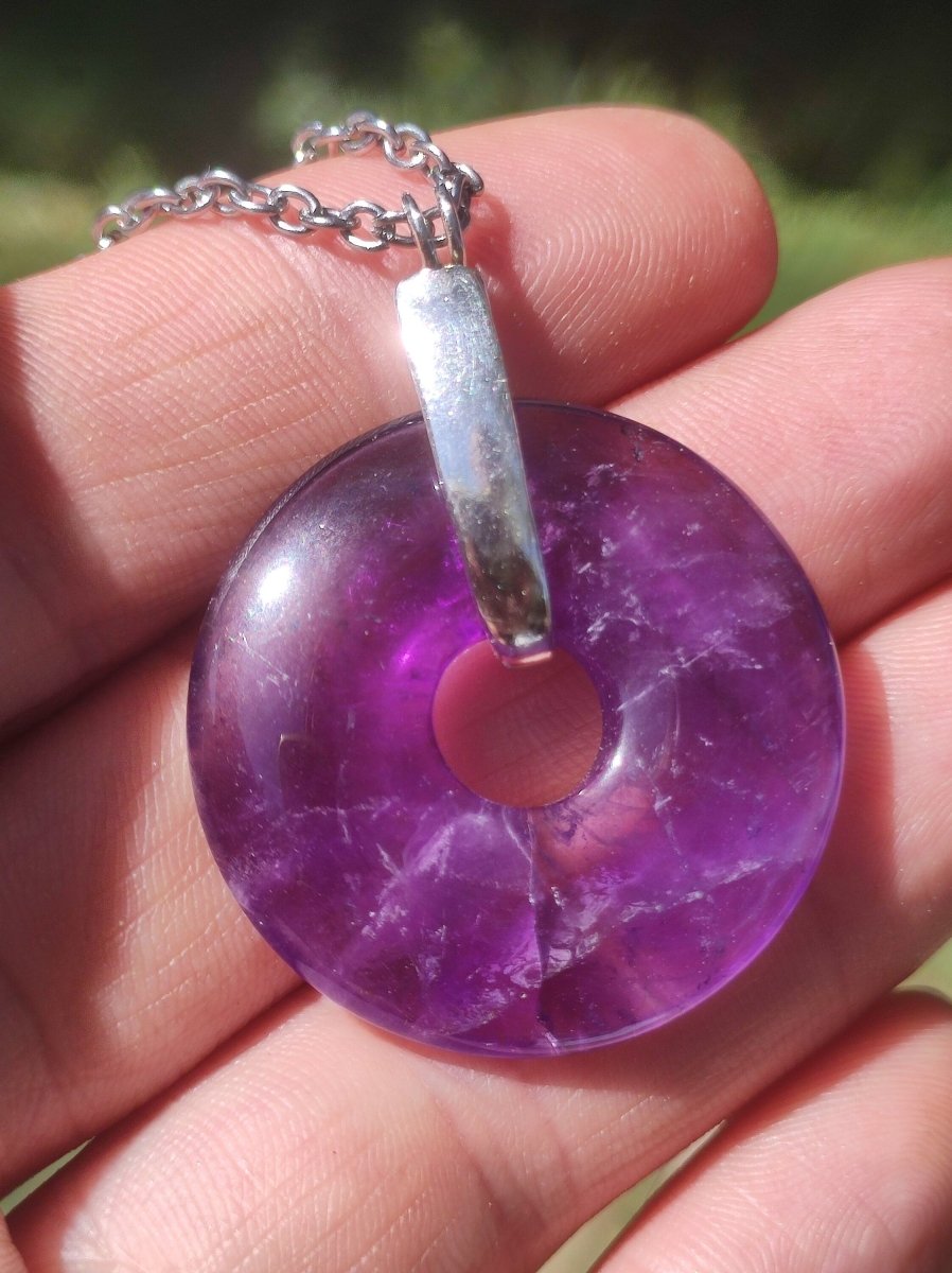 Amethyst ~ 925 Sterling Silber Edelstein Donut / Pi - Scheibe (chin. Schutzsymbol) ~ Kette Lila ~HIPPIE ~GOA ~Boho ~Ethno ~Nature ~Heilstein - Art of Nature Berlin