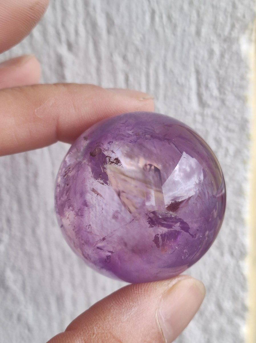 Amethyst A - Edelstein Kugel Deko Sphere Massage Kristall Spielkugel Meditation Heilstein Frau Mann Geschenk Er Sie Haus Energie Traum Wohn - Art of Nature Berlin