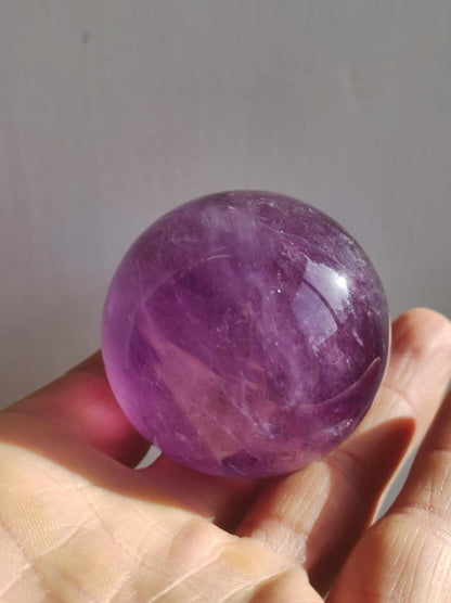 Amethyst A ~ Magische Edelstein Kugel Massage & Deko Sphere Crystal Spielkugel Meditation ~HIPPIE ~GOA~Boho~Ethno~Heilstein - Art of Nature Berlin