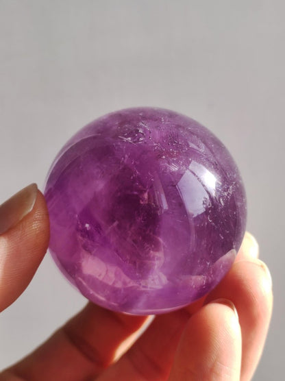 Amethyst A ~ Magische Edelstein Kugel Massage & Deko Sphere Crystal Spielkugel Meditation ~HIPPIE ~GOA~Boho~Ethno~Heilstein - Art of Nature Berlin