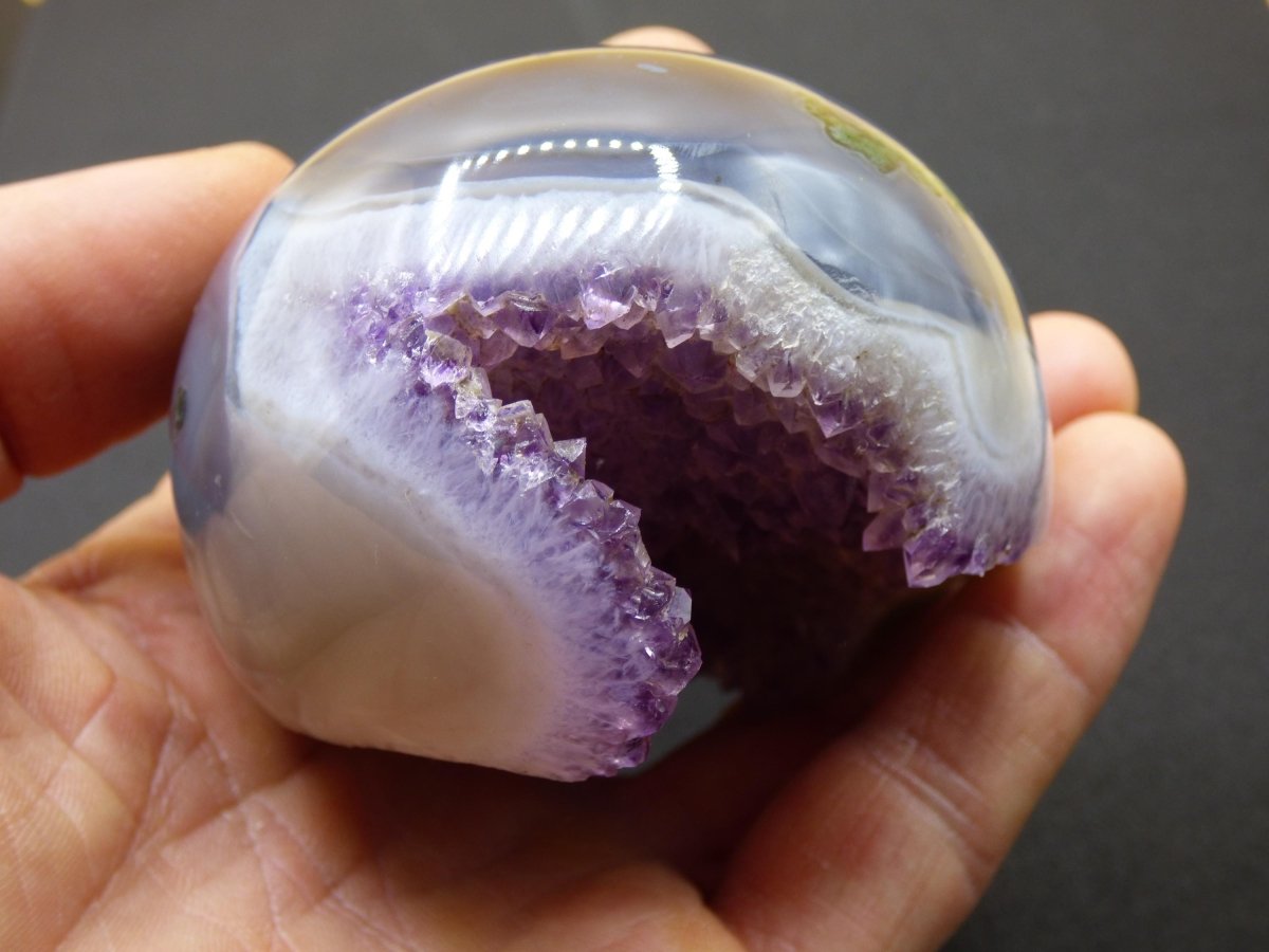 Amethyst Achat Geode Kugel ~ Magische Edelstein Deko Kristall Stufe Sphere Heilstein lila Energie Wohnen Rarität Sammler Geschenk - Art of Nature Berlin