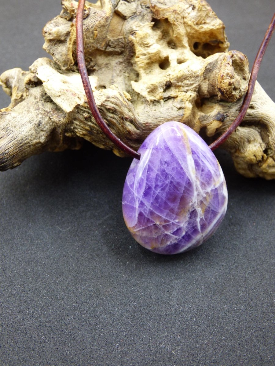 Amethyst - Edelstein Kette lila Natur Heilstein Boho Ethno Kristalle Schmuck Anhänger Mann Frau Kind Art Geschenk Weihnachten Er Sie - Art of Nature Berlin