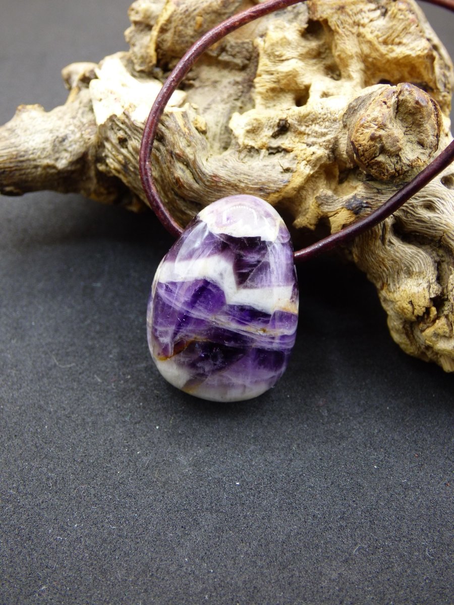 Amethyst - Edelstein Kette lila Natur Heilstein Boho Ethno Kristalle Schmuck Anhänger Mann Frau Kind Art Geschenk Weihnachten Er Sie - Art of Nature Berlin
