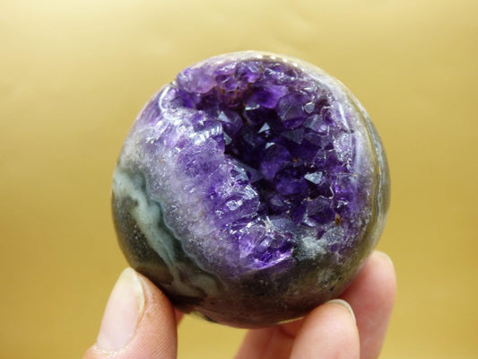 Amethyst Geode Kugel ~ Magische Edelstein Deko Kristall Stufe Sphere Ball Heilstein Spielkugel Meditation HIPPIE GOA Boho Ethno lila Energie - Art of Nature Berlin