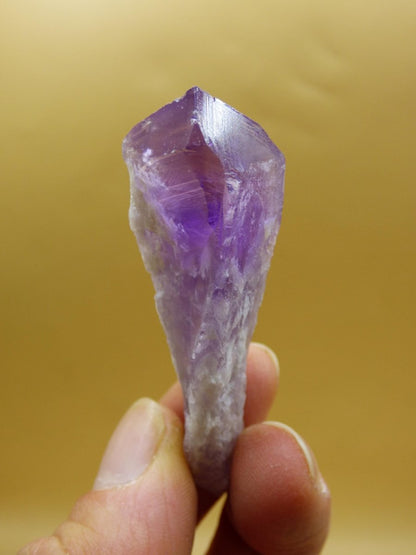 Amethyst Stufe Roh Kristall Spitze Point Sammler Stufe lang Rarität Edelstein Deko Heilstein Mineral Energie Natur Meditation Klar Makramee - Art of Nature Berlin