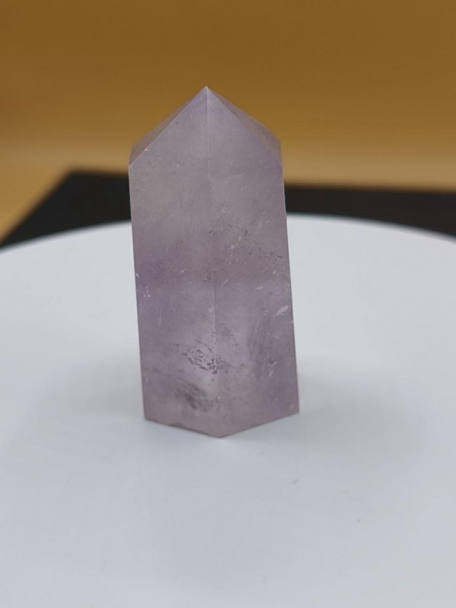 Amethyst Turm Point Spitze lila Kristall Point Magische Edelstein Deko Haus Fensterbank Kristall Wohn Energie Chakra Heilstein Natur Unikat - Art of Nature Berlin