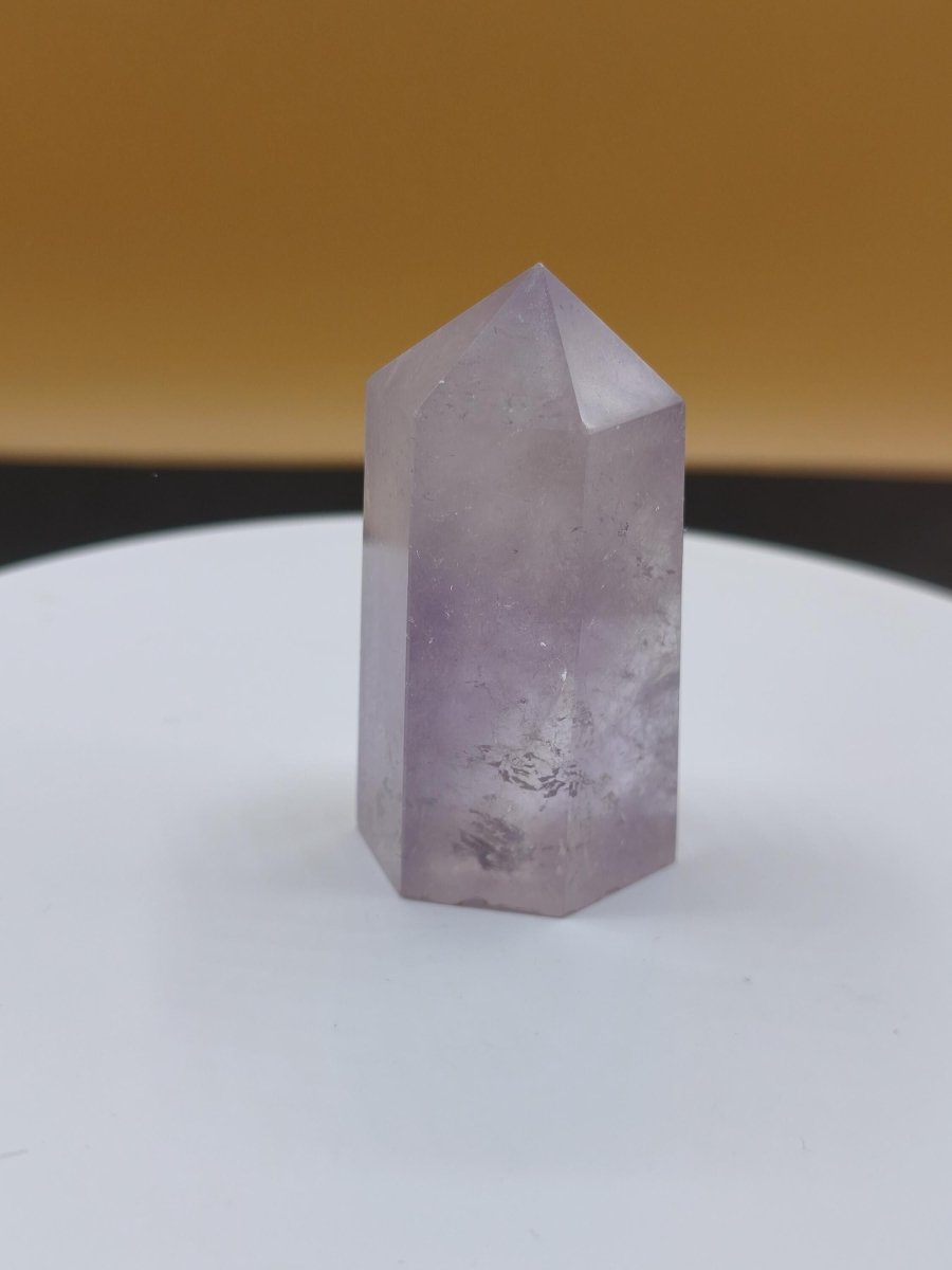 Amethyst Turm Point Spitze lila Kristall Point Magische Edelstein Deko Haus Fensterbank Kristall Wohn Energie Chakra Heilstein Natur Unikat - Art of Nature Berlin