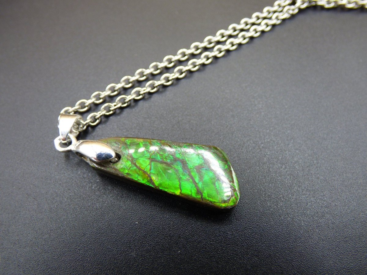 Ammolite Edelstein Kette 925 Sterling Silber ~ Opalisierend ~HIPPIE~GOA~Boho~Ethno~Nature~Heilstein~Fossil~Selten~Sammler~Magic~Grün~Flash - Art of Nature Berlin