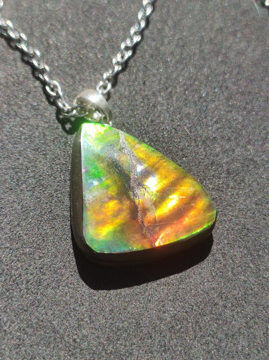 Ammolite Edelstein Kette 925 Sterling Silber ~ Opalisierend ~HIPPIE~GOA~Boho~Ethno~Nature~Heilstein~Fossil~Selten~Sammler~Magic~Grün~Flash - Art of Nature Berlin