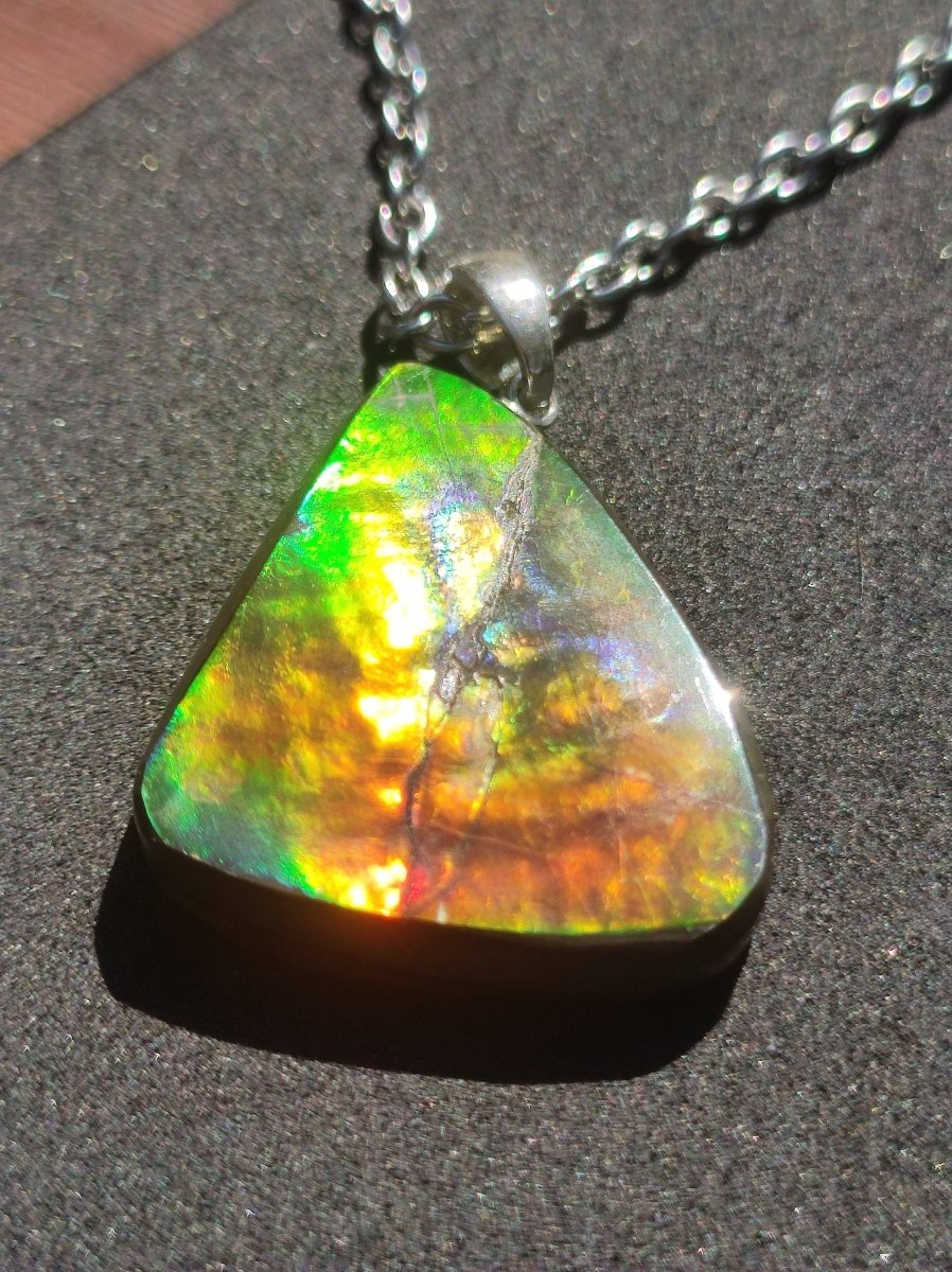 Ammolite Edelstein Kette 925 Sterling Silber ~ Opalisierend ~HIPPIE~GOA~Boho~Ethno~Nature~Heilstein~Fossil~Selten~Sammler~Magic~Grün~Flash - Art of Nature Berlin