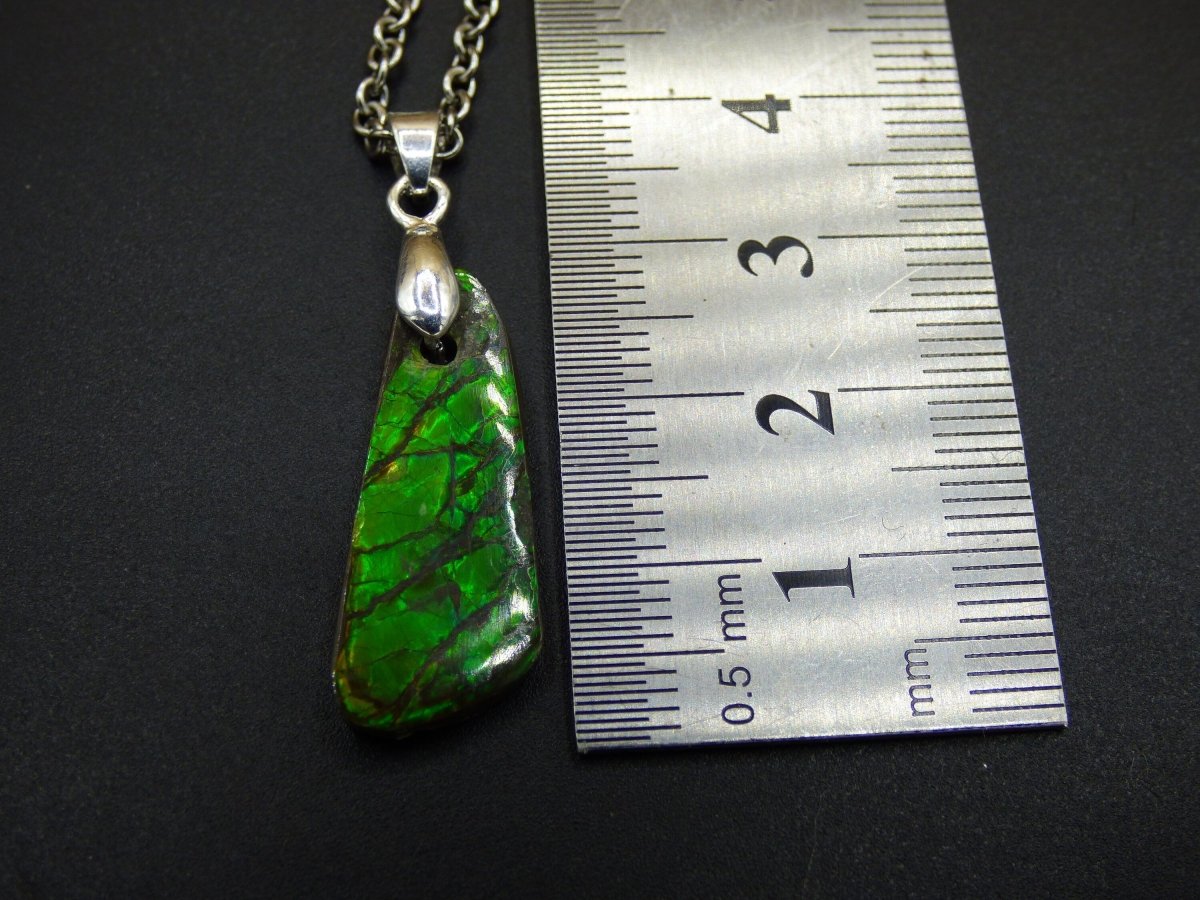 Ammolite Edelstein Kette 925 Sterling Silber ~ Opalisierend ~HIPPIE~GOA~Boho~Ethno~Nature~Heilstein~Fossil~Selten~Sammler~Magic~Grün~Flash - Art of Nature Berlin