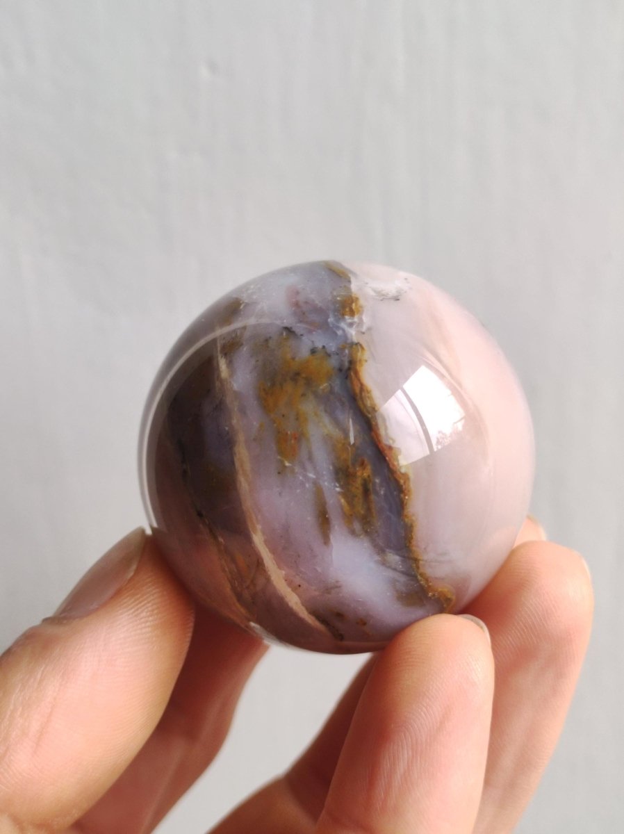 Andenopal Kugel Rosa Pink Opal ~ Edelstein Meditation Deko Sphere Crystal HIPPIE GOA Boho Ethno Heilstein Ethical Mining Fair Trade Rarität - Art of Nature Berlin