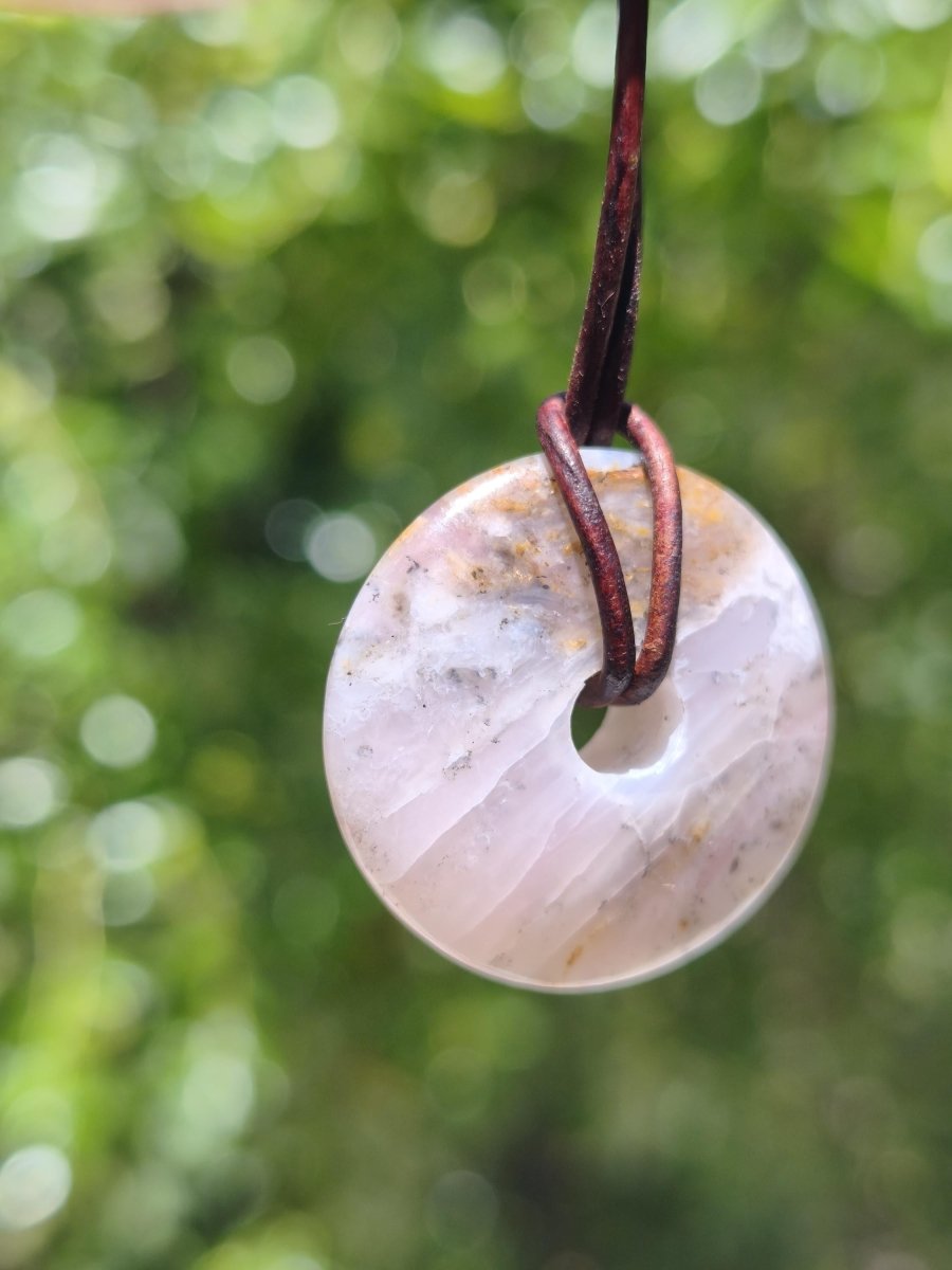 Andenopal rosa - Edelstein Kette HIPPIE GOA Boho Tibet Ethno Nature Donut Heilstein Rarität Männer Frauen Geschenk Anhänger Er Sie Unikat - Art of Nature Berlin