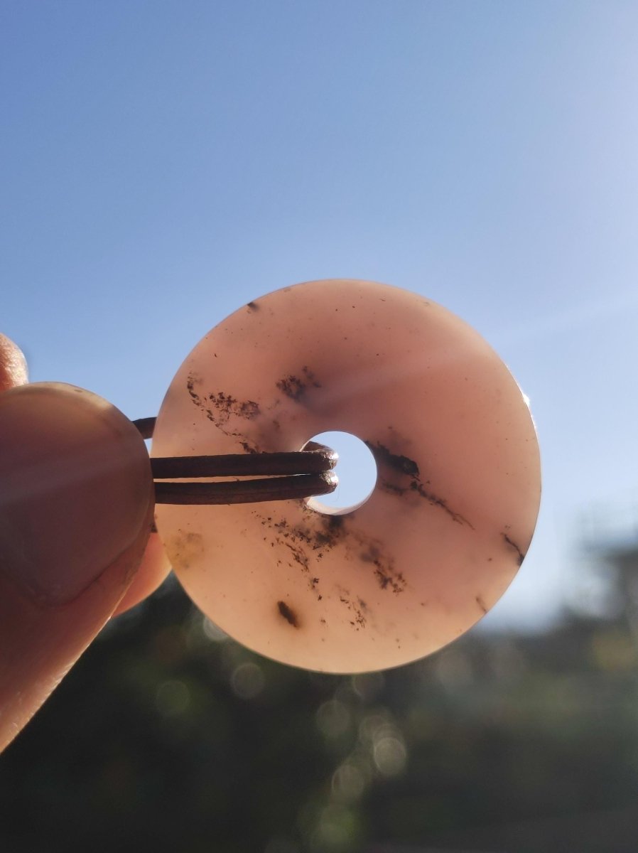 Andenopal rosa - Edelstein Kette HIPPIE GOA Boho Tibet Ethno Nature Donut Heilstein Rarität Männer Frauen Geschenk Anhänger Er Sie Unikat - Art of Nature Berlin