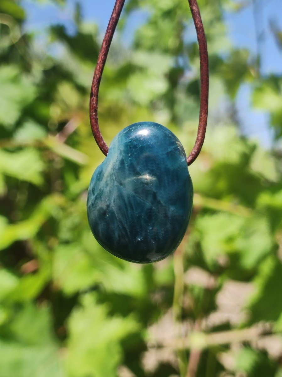 Apatit - Edelstein Kette blau Natur Rarität Schutz Kraft Heilstein Kristal Qualität Mann Frau Er Sie Geschenk Vater Mutter Oma Opa Ethno Goa - Art of Nature Berlin