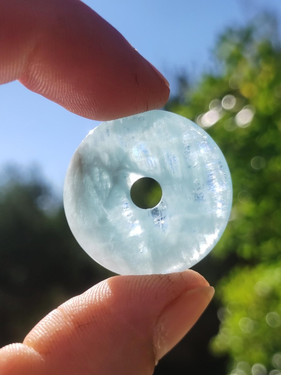 Aquamarin A 30mm Edelstein Donut Kette blau Rarität Natur Heilstein Kristall Anhänger Mann Frau Kind Er Sie Bruder Schwester Geschenk - Art of Nature Berlin