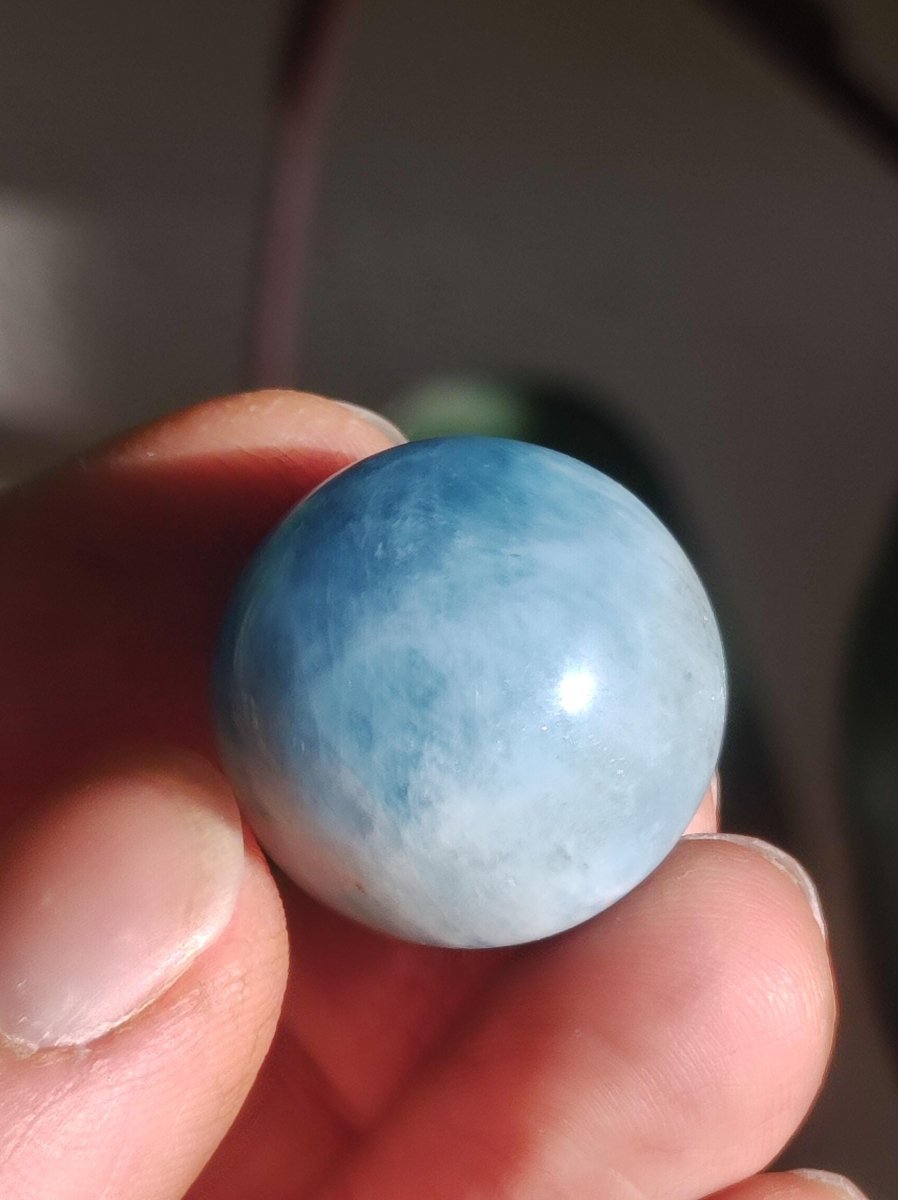 Aquamarin A - Kugel Deko Sphere Kristall blau Natur kleine Kristall Meditation ~Geschenk Freund Er Sie Freund Mineral Rarität - Art of Nature Berlin