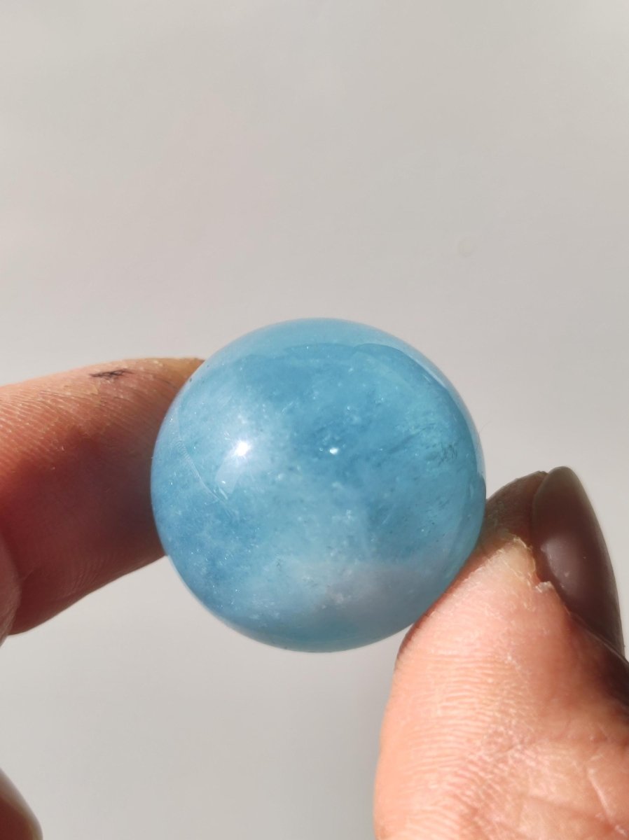 Aquamarin A - Kugel Deko Sphere Kristall blau Natur kleine Kristall Meditation ~Geschenk Freund Er Sie Freund Mineral Rarität - Art of Nature Berlin