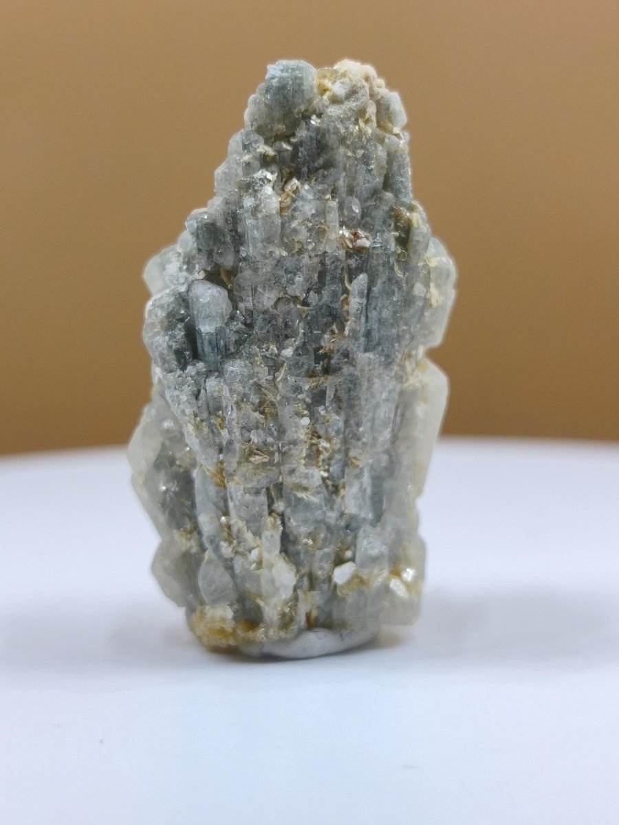 Aquamarin Beryll Kristallstufe – Blaugraue Naturkristalle – 37 mm Stufe Mineralien Sammler Heilstein Deko Brasilien - Art of Nature Berlin
