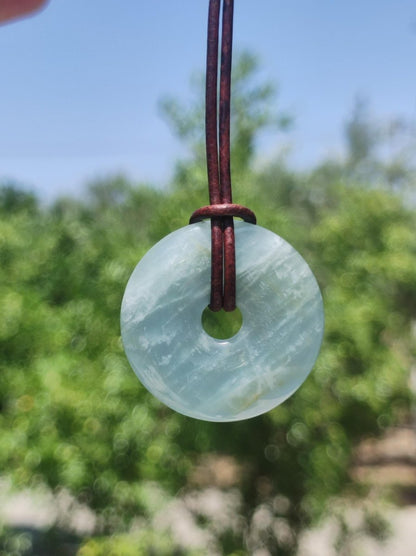 Aquamarin ~ Edelstein Donut Kette blau Rarität Natur Goa HIPPIE Heilstein Kristalle Anhänger Mann Frau Kind Geschenk Er Sie Bruder Schwester - Art of Nature Berlin