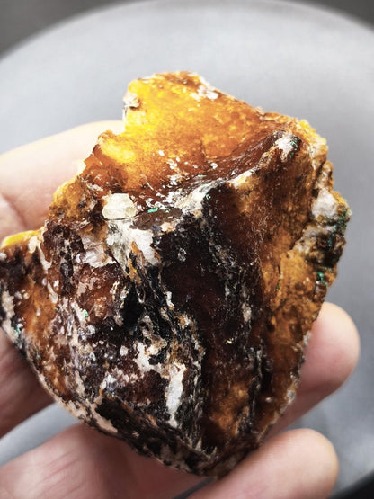 Azurit & Chrysokoll aus Marokko – Türkisgrüne Kristalle auf rostbrauner Matrix – 53 mm Kristalle aus Marokko Edelstein Mineral Sammler - Art of Nature Berlin