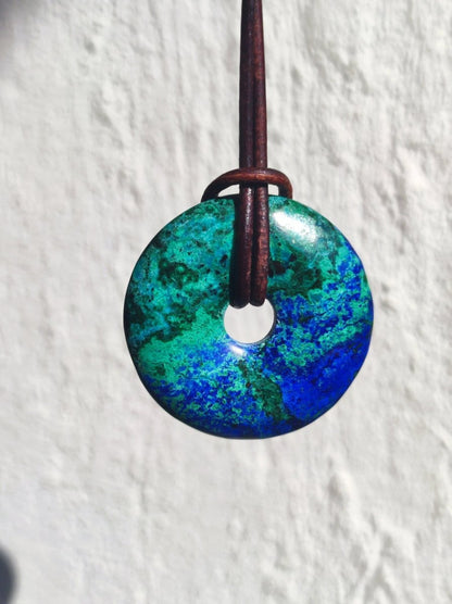 Azurit - Malachit - Chrysocoll blau grün ~ Edelstein Kette HIPPIE GOA Boho Tibet Ethno Nature Donut Schutzsymbol Heilstein Sammler Mann Frau - Art of Nature Berlin