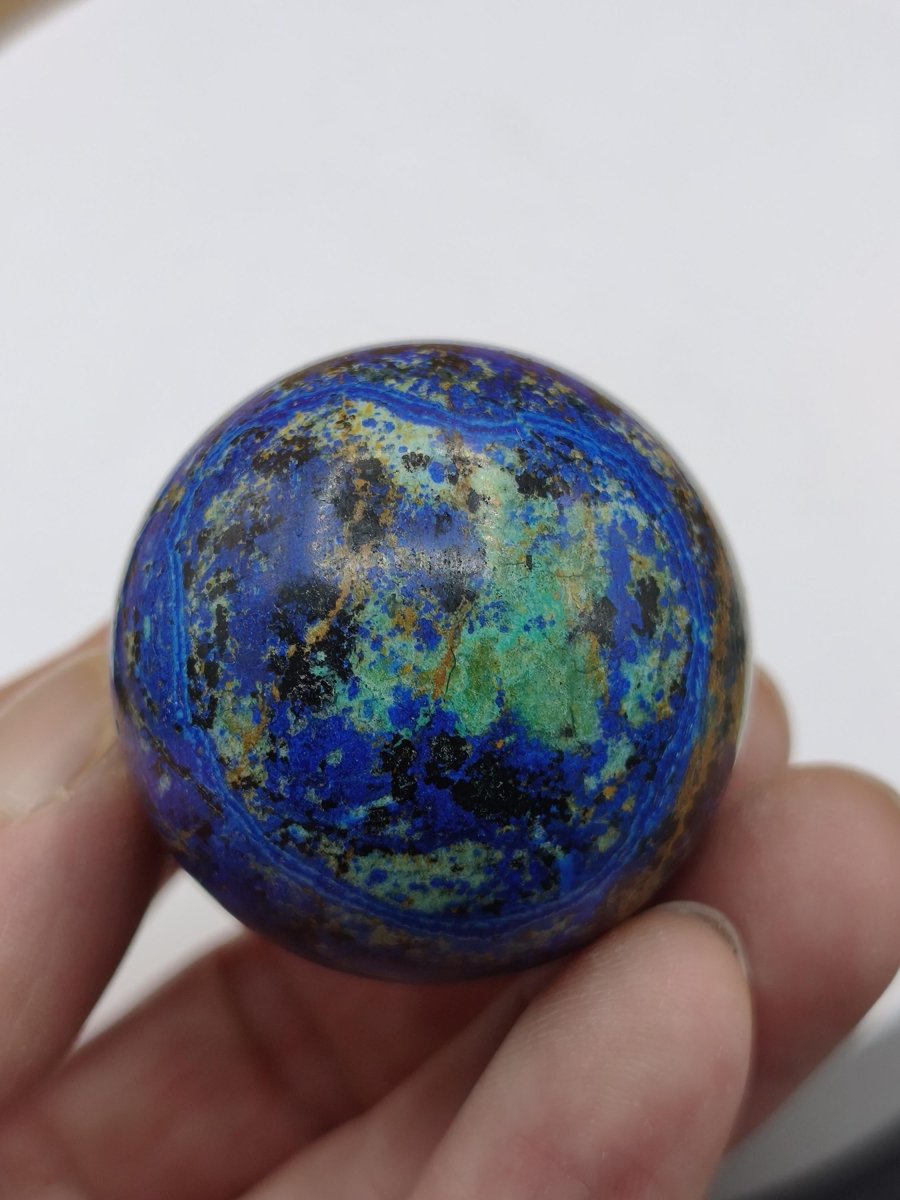AZURIT Malachit Chrysocoll Sphere Kristalle blau Natur Edelstein Kugel Deko Wohnen Meditation Heilstein Rarität Sammler Mineralien Unikat - Art of Nature Berlin