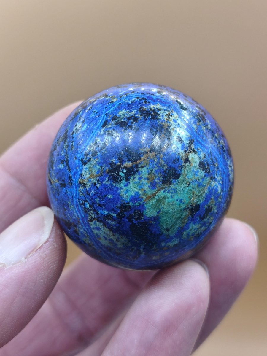 AZURIT Malachit Chrysocoll Sphere Kristalle blau Natur Edelstein Kugel Deko Wohnen Meditation Heilstein Rarität Sammler Mineralien Unikat - Art of Nature Berlin