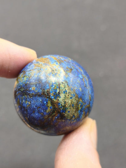 AZURIT Malachit Chrysocoll Sphere Kristalle blau Natur Edelstein Kugel Deko Wohnen Meditation Heilstein Rarität Sammler Mineralien Unikat - Art of Nature Berlin