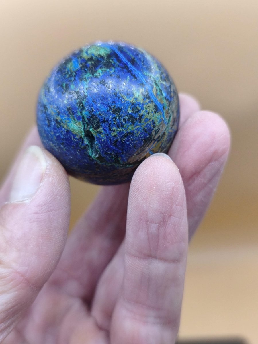 AZURIT Malachit Chrysocoll Sphere Kristalle blau Natur Edelstein Kugel Deko Wohnen Meditation Heilstein Rarität Sammler Mineralien Unikat - Art of Nature Berlin
