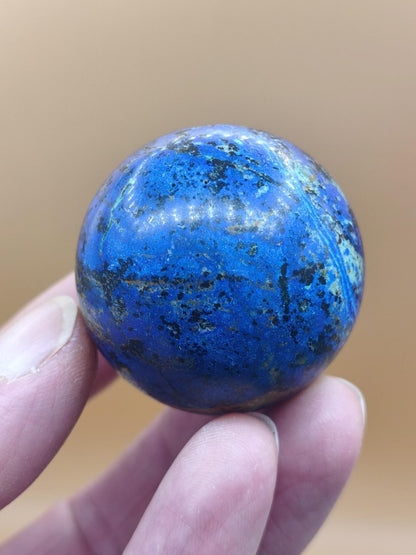 AZURIT Malachit Chrysocoll Sphere Kristalle blau Natur Edelstein Kugel Deko Wohnen Meditation Heilstein Rarität Sammler Mineralien Unikat - Art of Nature Berlin