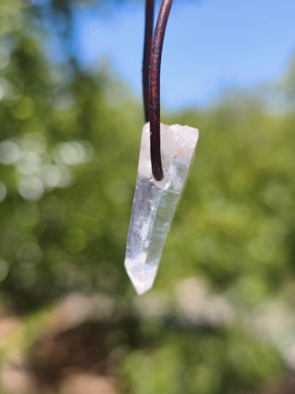 Bergkristall / Clear Quarz Spitze A - Edelstein Kette Natur Klar Schutz Heilstein Kristall Mann Frau Er Sie Geschenk Freund Glück Chakra - Art of Nature Berlin
