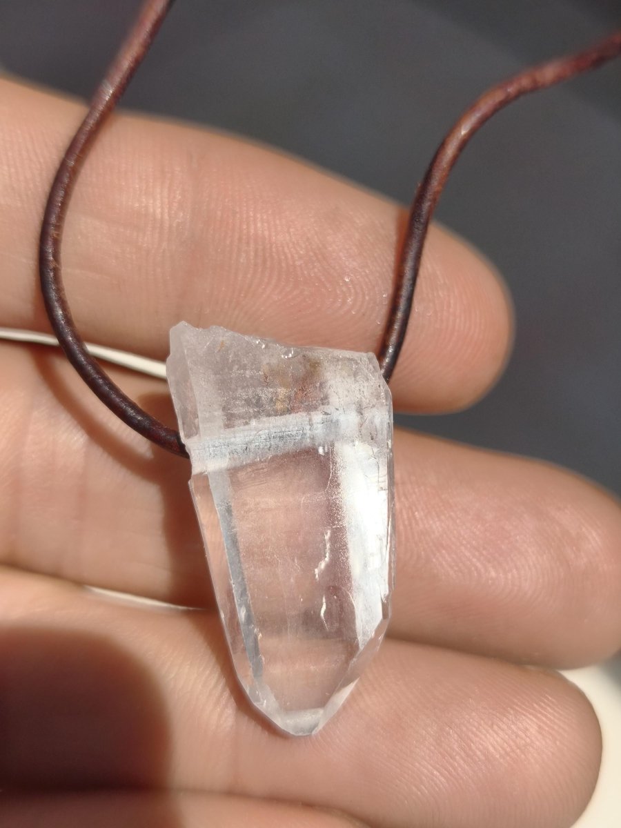 Bergkristall / Clear Quarz Spitze A - Edelstein Kette Natur Klar Schutz Heilstein Kristall Mann Frau Er Sie Geschenk Freund Glück Chakra - Art of Nature Berlin