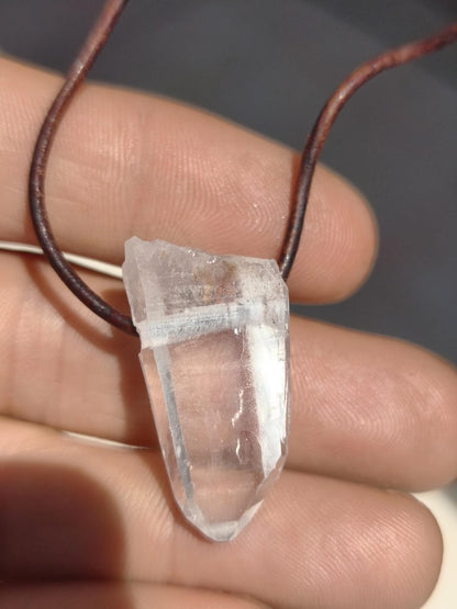 Bergkristall / Clear Quarz Spitze A - Edelstein Kette Natur Klar Schutz Heilstein Kristall Mann Frau Er Sie Geschenk Freund Glück Chakra - Art of Nature Berlin