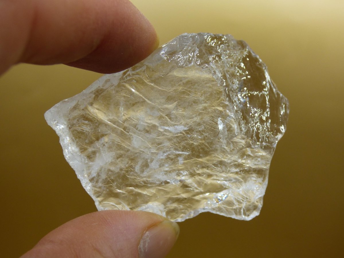 Bergkristall klar Stufe AAA Roh Auf+Entladen Edelsteine Wasserstein Trinkwasser Edelsteinwasser Chakra Heilstein Naturmedizin Energiewasser - Art of Nature Berlin