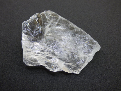 Bergkristall klar Stufe AAA Roh Auf+Entladen Edelsteine Wasserstein Trinkwasser Edelsteinwasser Chakra Heilstein Naturmedizin Energiewasser - Art of Nature Berlin