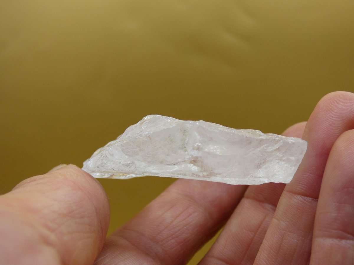 Bergkristall klar Stufe AAA Roh Auf+Entladen Edelsteine Wasserstein Trinkwasser Edelsteinwasser Chakra Heilstein Naturmedizin Energiewasser - Art of Nature Berlin