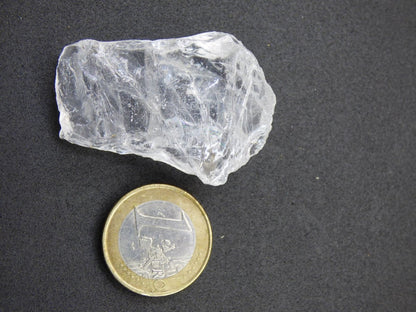 Bergkristall klar Stufe AAA Roh Auf+Entladen Edelsteine Wasserstein Trinkwasser Edelsteinwasser Chakra Heilstein Naturmedizin Energiewasser - Art of Nature Berlin