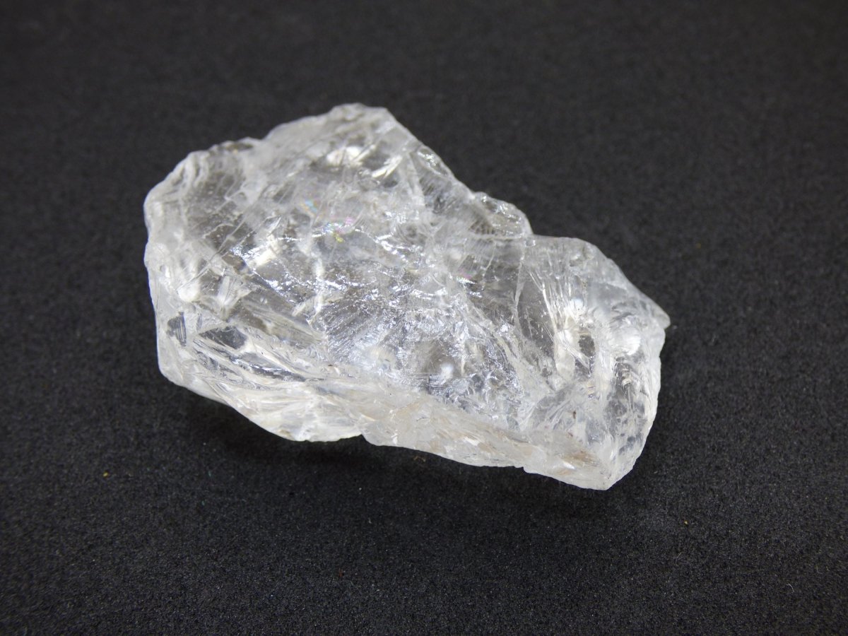 Bergkristall klar Stufe AAA Roh Auf+Entladen Edelsteine Wasserstein Trinkwasser Edelsteinwasser Chakra Heilstein Naturmedizin Energiewasser - Art of Nature Berlin