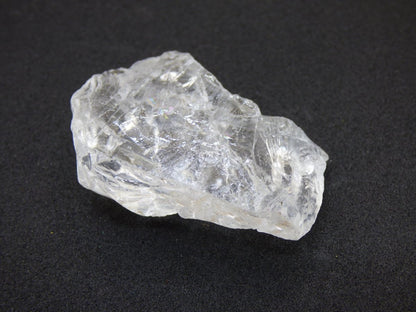 Bergkristall klar Stufe AAA Roh Auf+Entladen Edelsteine Wasserstein Trinkwasser Edelsteinwasser Chakra Heilstein Naturmedizin Energiewasser - Art of Nature Berlin