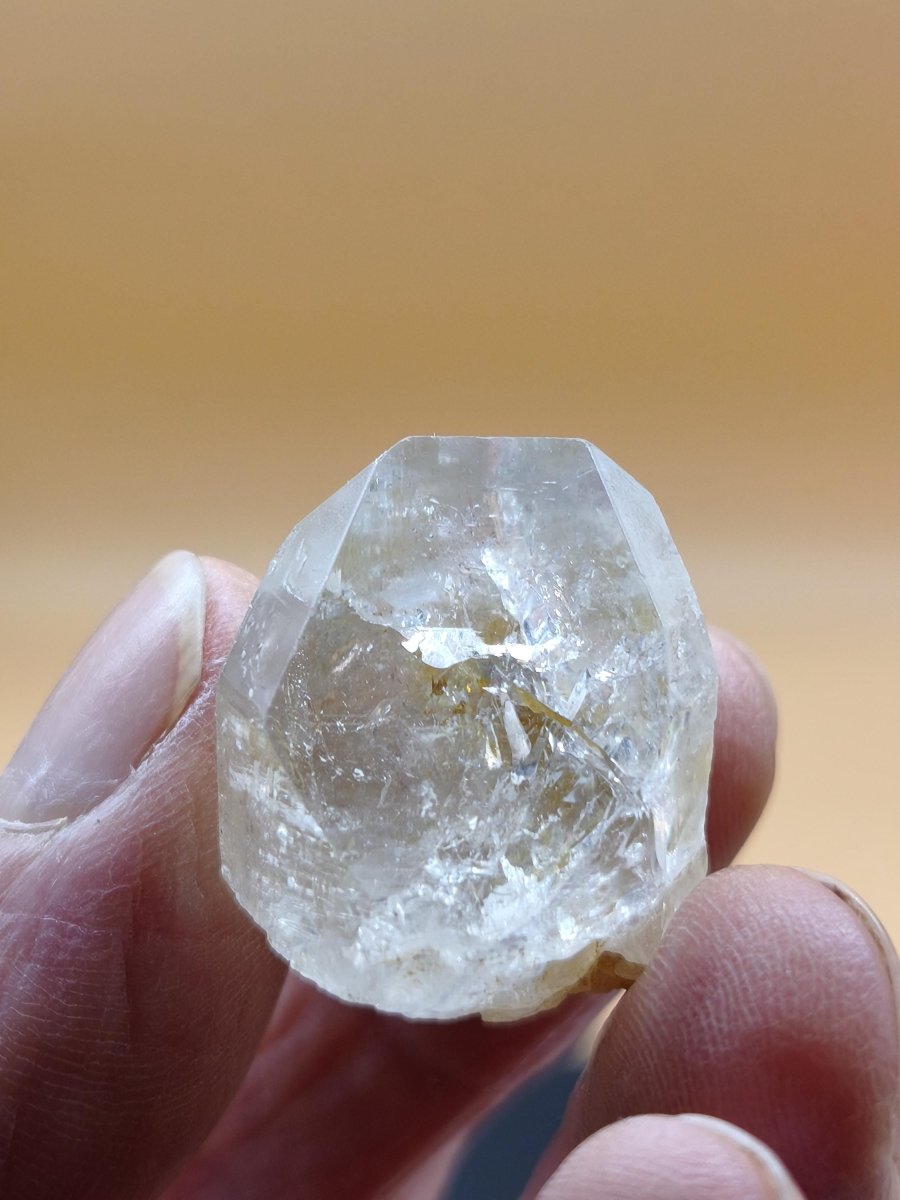 Bergkristall mit Regenbogen & schimmernder Oberfläche – Erongo Namibia – 25 mm Natürliche Edelstein Stufe Sammler Mineral - Art of Nature Berlin