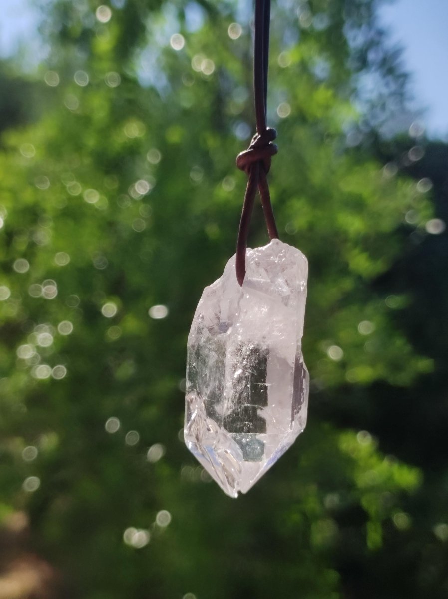 Bergkristall Spitze ~ Edelstein Kette Natur Klar Schutz Rarität Heilstein Kristall Mann Frau Er Sie Geschenk Freund Goa Hippie Glück Chakra - Art of Nature Berlin