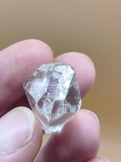 Bergkristall Stufe facettenreich, klar transparent – Erongo Namibia – Natürliche Edelstein Stufe Kristall Sammler Mineral Heilstein - Art of Nature Berlin