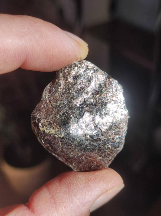 Biotit Linse - Deko Heilstein Edelstein braun schimmer Natur Geschenk Er Sie Mann Frau Freund Rarität Kraft Energie Kraft Chakra Rarität - Art of Nature Berlin