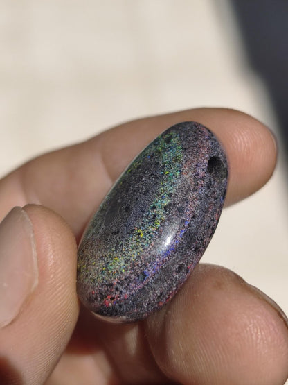 Black Opal - Edelstein Kette bunt funkelnd Rarität Natur Heilstein Energie Chakra Kristall Anhänger Mann Frau Kind Vater Geschenk Er Sie - Art of Nature Berlin