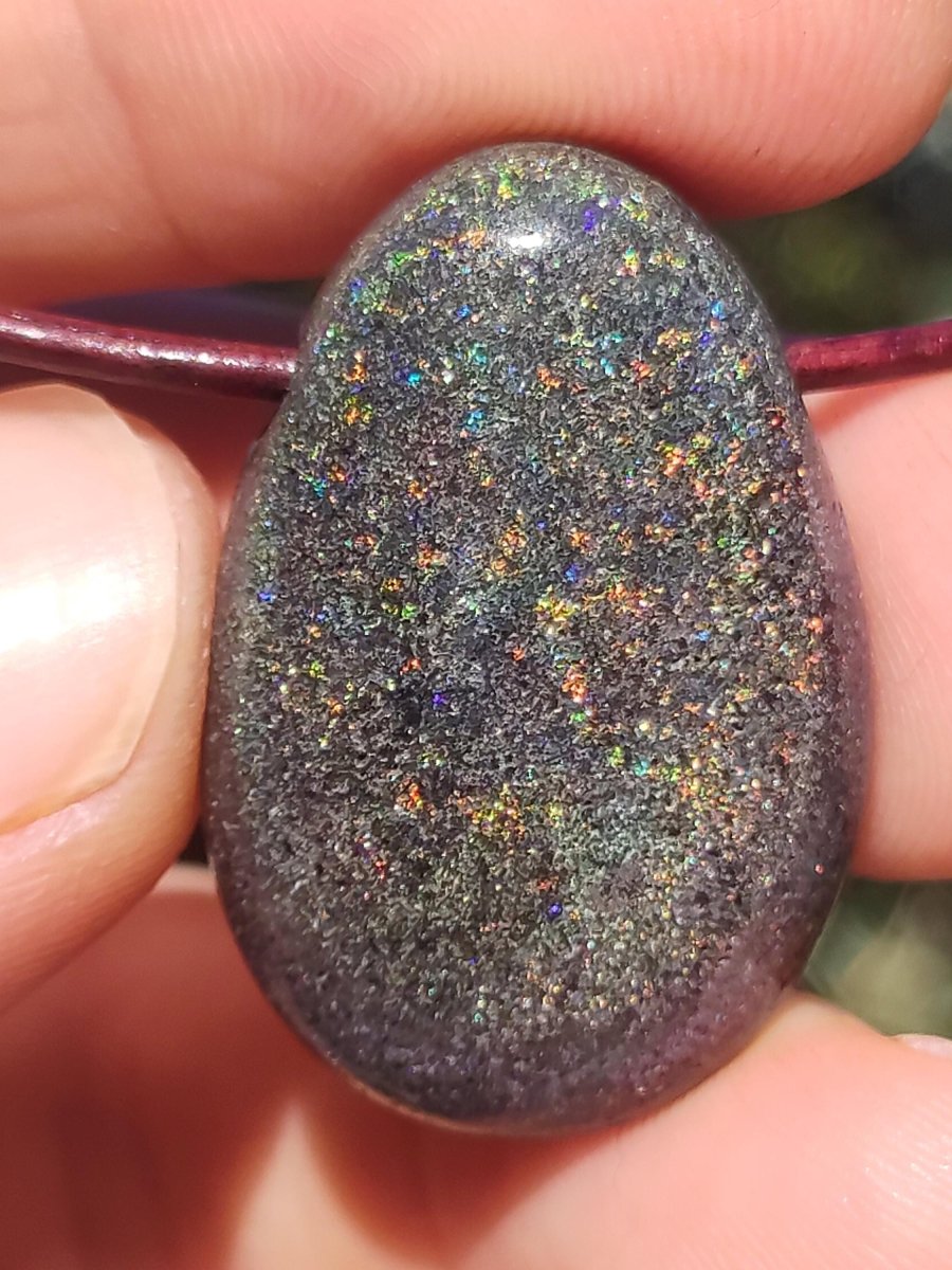 Black Opal - Edelstein Kette bunt funkelnd Rarität Natur Heilstein Energie Chakra Kristall Anhänger Mann Frau Kind Vater Geschenk Er Sie - Art of Nature Berlin