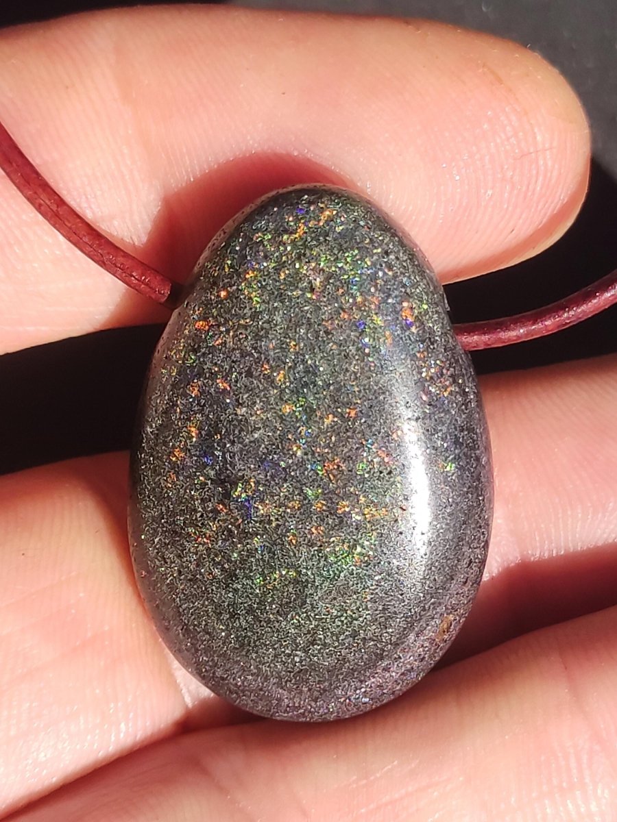 Black Opal - Edelstein Kette bunt funkelnd Rarität Natur Heilstein Energie Chakra Kristall Anhänger Mann Frau Kind Vater Geschenk Er Sie - Art of Nature Berlin